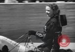 Image rodeo avec Gloria Jean Los Angeles California USA, 1944, de la seconde 9 séquences d'archives historiques vidéo 65675059242