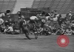 Image rodeo avec Gloria Jean Los Angeles California USA, 1944, de la seconde 22 séquences d'archives historiques vidéo 65675059242