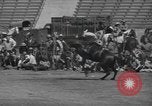 Image rodeo avec Gloria Jean Los Angeles California USA, 1944, de la seconde 23 séquences d'archives historiques vidéo 65675059242