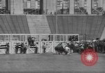 Image rodeo avec Gloria Jean Los Angeles California USA, 1944, de la seconde 35 séquences d'archives historiques vidéo 65675059242