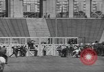 Image rodeo avec Gloria Jean Los Angeles California USA, 1944, de la seconde 37 séquences d'archives historiques vidéo 65675059242