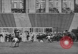 Image rodeo avec Gloria Jean Los Angeles California USA, 1944, de la seconde 39 séquences d'archives historiques vidéo 65675059242