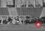 Image rodeo avec Gloria Jean Los Angeles California USA, 1944, de la seconde 42 séquences d'archives historiques vidéo 65675059242