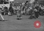 Image rodeo avec Gloria Jean Los Angeles California USA, 1944, de la seconde 49 séquences d'archives historiques vidéo 65675059242
