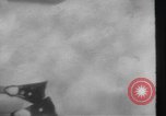 Standbild Underwater Training Nassau Bahamas, 1945, aus Sekunde 35 historischem Filmmaterial Videoclip 65675059243