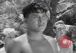 Standbild Underwater Training Nassau Bahamas, 1945, aus Sekunde 51 historischem Filmmaterial Videoclip 65675059243