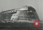 Standbild Hangar Sunnyvale California USA, 1932, aus Sekunde 10 historischem Filmmaterial Videoclip 65675059263