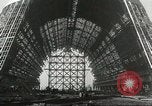 Standbild Hangar Sunnyvale California USA, 1932, aus Sekunde 21 historischem Filmmaterial Videoclip 65675059263