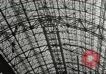 Standbild Hangar Sunnyvale California USA, 1932, aus Sekunde 22 historischem Filmmaterial Videoclip 65675059263