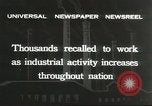 Standbild factory Jobs während der Großen Depression United States USA, 1932, aus Sekunde 10 historischem Filmmaterial Videoclip 65675059265