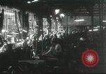 Standbild factory Jobs während der Großen Depression United States USA, 1932, aus Sekunde 19 historischem Filmmaterial Videoclip 65675059265
