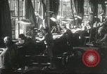 Standbild factory Jobs während der Großen Depression United States USA, 1932, aus Sekunde 23 historischem Filmmaterial Videoclip 65675059265