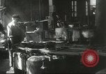 Standbild factory Jobs während der Großen Depression United States USA, 1932, aus Sekunde 26 historischem Filmmaterial Videoclip 65675059265