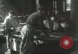 Standbild factory Jobs während der Großen Depression United States USA, 1932, aus Sekunde 28 historischem Filmmaterial Videoclip 65675059265