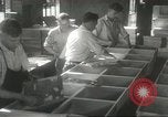 Standbild factory Jobs während der Großen Depression United States USA, 1932, aus Sekunde 37 historischem Filmmaterial Videoclip 65675059265