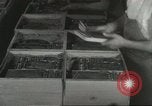 Standbild factory Jobs während der Großen Depression United States USA, 1932, aus Sekunde 40 historischem Filmmaterial Videoclip 65675059265