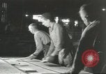 Standbild factory Jobs während der Großen Depression United States USA, 1932, aus Sekunde 48 historischem Filmmaterial Videoclip 65675059265