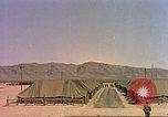 Image Shot chien au Camp Desert Rock pendant des exercices de roche du désert Las Vegas Nevada USA, 1952, de la seconde 3 séquences d'archives historiques vidéo 65675059270
