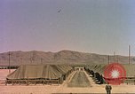 Image Shot chien au Camp Desert Rock pendant des exercices de roche du désert Las Vegas Nevada USA, 1952, de la seconde 5 séquences d'archives historiques vidéo 65675059270