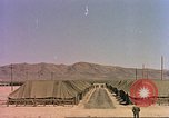 Image Shot chien au Camp Desert Rock pendant des exercices de roche du désert Las Vegas Nevada USA, 1952, de la seconde 7 séquences d'archives historiques vidéo 65675059270