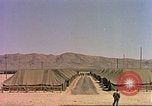 Image Shot chien au Camp Desert Rock pendant des exercices de roche du désert Las Vegas Nevada USA, 1952, de la seconde 20 séquences d'archives historiques vidéo 65675059270
