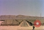 Image Shot chien au Camp Desert Rock pendant des exercices de roche du désert Las Vegas Nevada USA, 1952, de la seconde 21 séquences d'archives historiques vidéo 65675059270