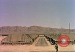 Image Shot chien au Camp Desert Rock pendant des exercices de roche du désert Las Vegas Nevada USA, 1952, de la seconde 29 séquences d'archives historiques vidéo 65675059270