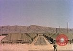 Image Shot chien au Camp Desert Rock pendant des exercices de roche du désert Las Vegas Nevada USA, 1952, de la seconde 37 séquences d'archives historiques vidéo 65675059270