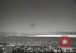 Standbild Atombombe Rauchpilz Las Vegas Nevada USA, 1952, aus Sekunde 24 historischem Filmmaterial Videoclip 65675059279