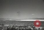 Standbild Atombombe Rauchpilz Las Vegas Nevada USA, 1952, aus Sekunde 31 historischem Filmmaterial Videoclip 65675059279