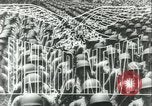 Standbild General Douglas MacArthur Neu Guinea, 1943, aus Sekunde 14 historischem Filmmaterial Videoclip 65675059285