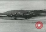Standbild General Douglas MacArthur Neu Guinea, 1943, aus Sekunde 37 historischem Filmmaterial Videoclip 65675059285