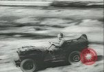 Immagine di Jeep Teatro pacifico, 1943, secondo 22 filmato di repertorio 65675059288