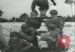 Standbild USA Soldaten United States USA, 1943, aus Sekunde 51 historischem Filmmaterial Videoclip 65675059291