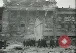 Immagine di La ratifica di rinuncia Berlino Germania, 1945, secondo 36 filmato di repertorio 65675059303