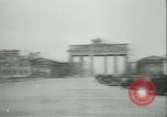 Immagine di La ratifica di rinuncia Berlino Germania, 1945, secondo 46 filmato di repertorio 65675059303