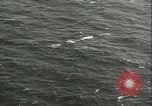 Immagine di Sommergibile tedesco Oceano atlantico, 1947, secondo 15 filmato di repertorio 65675059305