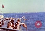 Standbild USA Konvoi Atlantik, 1942, aus Sekunde 27 historischem Filmmaterial Videoclip 65675059320