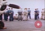 Standbild USS Guadalcanal Atlantik, 1944, aus Sekunde 54 historischem Filmmaterial Videoclip 65675059326