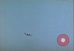 Standbild deutsche U-Boot Besatzung Atlantik, 1944, aus Sekunde 6 historischem Filmmaterial Videoclip 65675059328