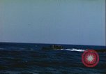 Standbild deutsche U-Boot Besatzung Atlantik, 1944, aus Sekunde 15 historischem Filmmaterial Videoclip 65675059328