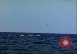Standbild deutsche U-Boot Besatzung Atlantik, 1944, aus Sekunde 30 historischem Filmmaterial Videoclip 65675059328