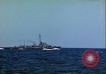 Standbild deutsche U-Boot Besatzung Atlantik, 1944, aus Sekunde 37 historischem Filmmaterial Videoclip 65675059328