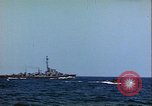 Standbild deutsche U-Boot Besatzung Atlantik, 1944, aus Sekunde 43 historischem Filmmaterial Videoclip 65675059328