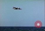 Standbild deutsche U-Boot Besatzung Atlantik, 1944, aus Sekunde 53 historischem Filmmaterial Videoclip 65675059328