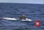Standbild deutsche U-Boot Besatzung Atlantik, 1944, aus Sekunde 57 historischem Filmmaterial Videoclip 65675059328