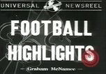 Standbild College-Football-Spiel New York United States USA, 1941, aus Sekunde 1 historischem Filmmaterial Videoclip 65675059334