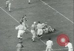 Standbild College-Football-Spiel New York United States USA, 1941, aus Sekunde 16 historischem Filmmaterial Videoclip 65675059334