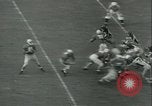 Standbild College-Football-Spiel New York United States USA, 1941, aus Sekunde 36 historischem Filmmaterial Videoclip 65675059334
