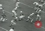 Standbild College-Football-Spiel New York United States USA, 1941, aus Sekunde 48 historischem Filmmaterial Videoclip 65675059334